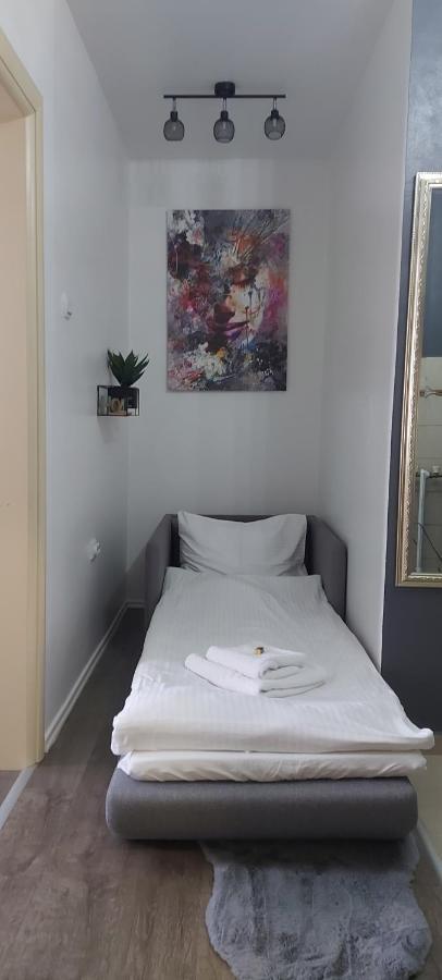 Apartman Pozoriste Penthaus Banja Luka Exterior photo